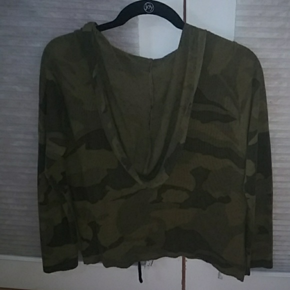 Camo sweater - Picture 2 of 2